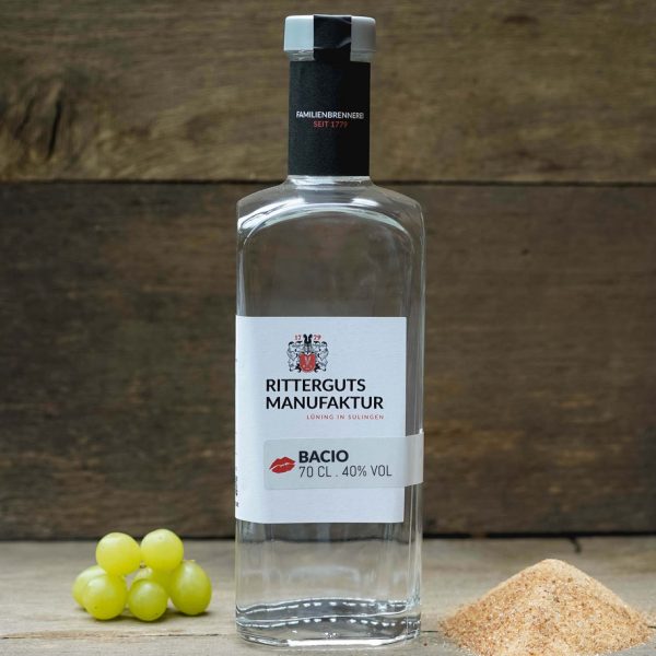 BACIO 40%VOL 70CL Spirituose